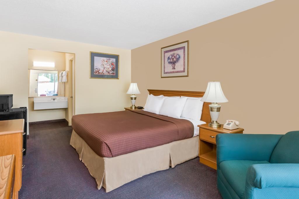 Days Inn By Wyndham Christiansburg Habitación foto