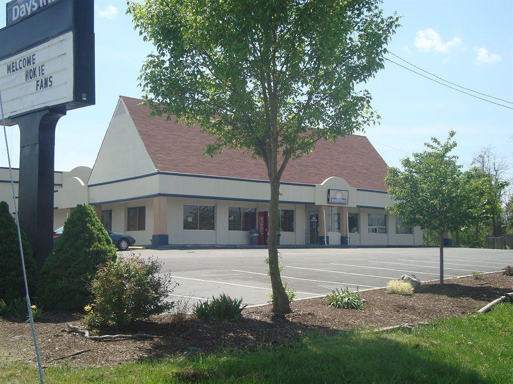 Days Inn By Wyndham Christiansburg Exterior foto