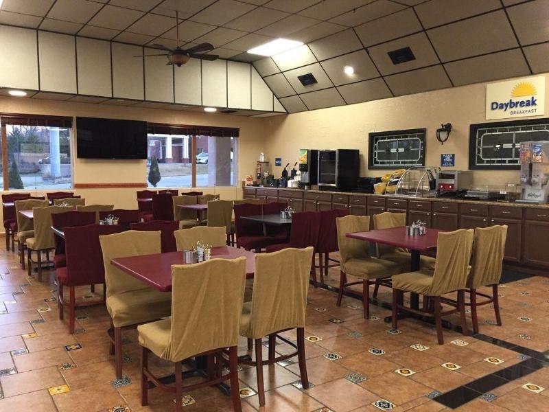 Days Inn By Wyndham Christiansburg Exterior foto