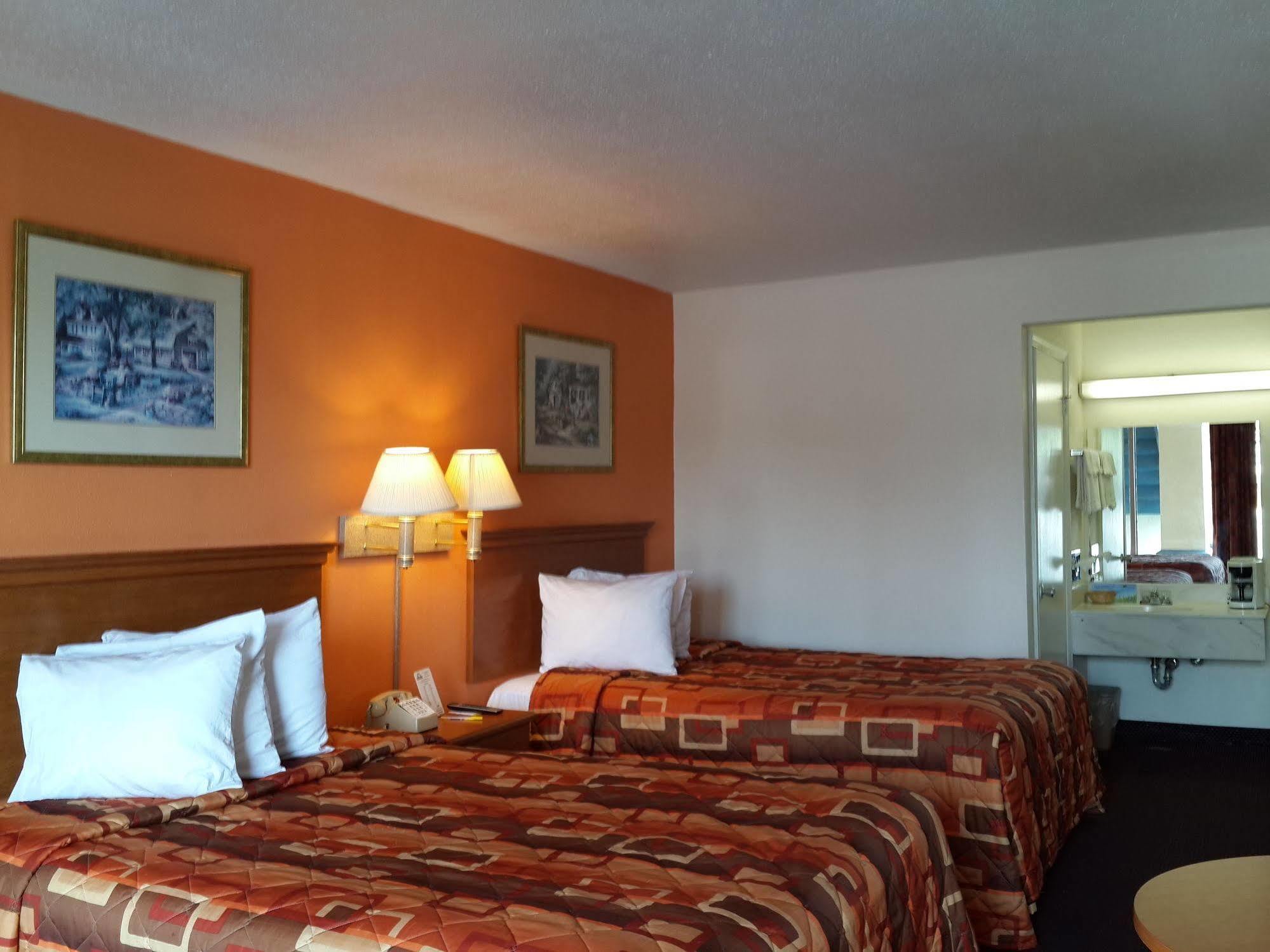 Days Inn By Wyndham Christiansburg Exterior foto