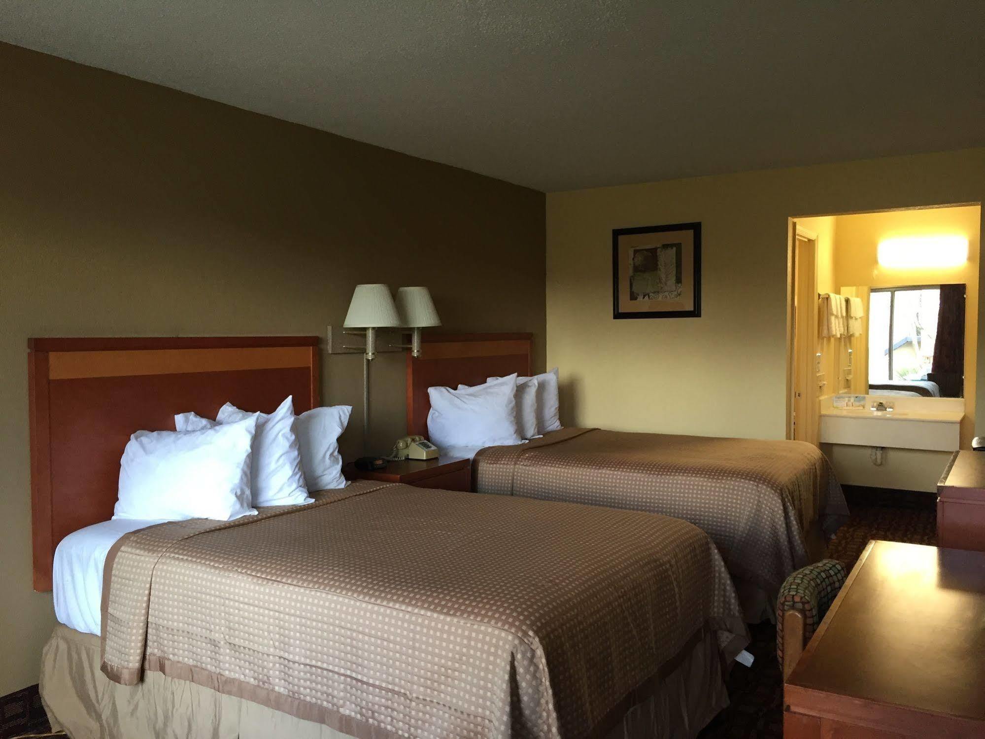 Days Inn By Wyndham Christiansburg Exterior foto